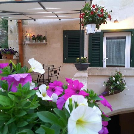 La Bomboniera Holiday Home มาเตรา ภายนอก รูปภาพ