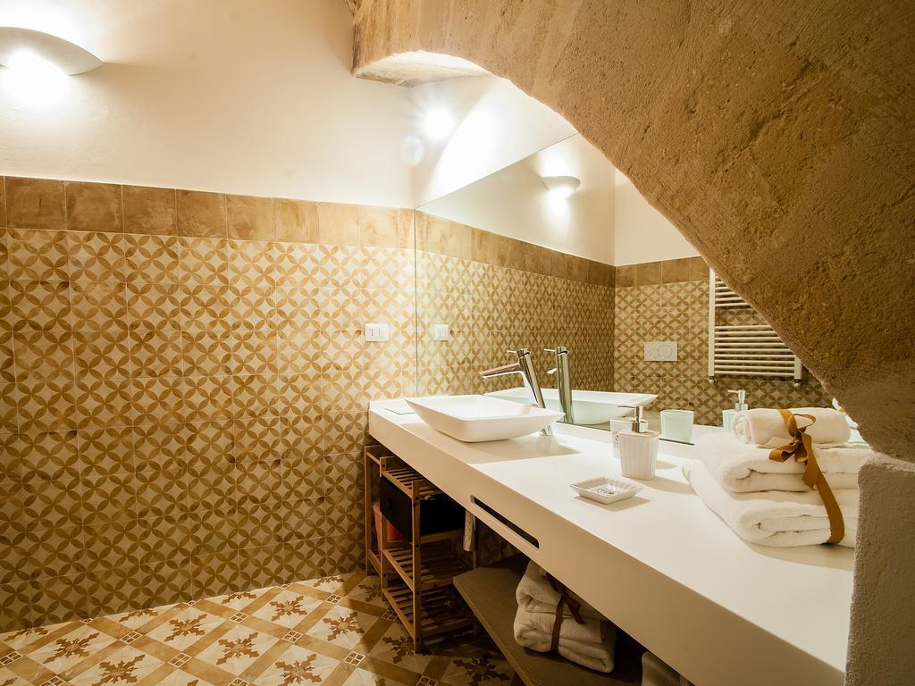 La Bomboniera Holiday Home มาเตรา ภายนอก รูปภาพ