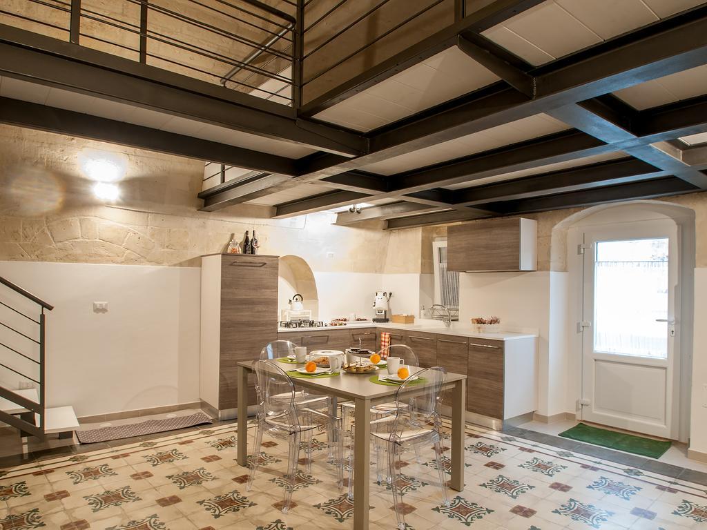 La Bomboniera Holiday Home มาเตรา ภายนอก รูปภาพ