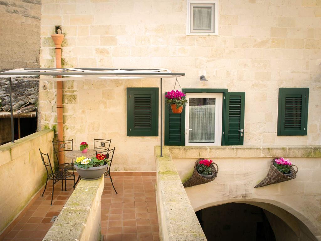 La Bomboniera Holiday Home มาเตรา ภายนอก รูปภาพ